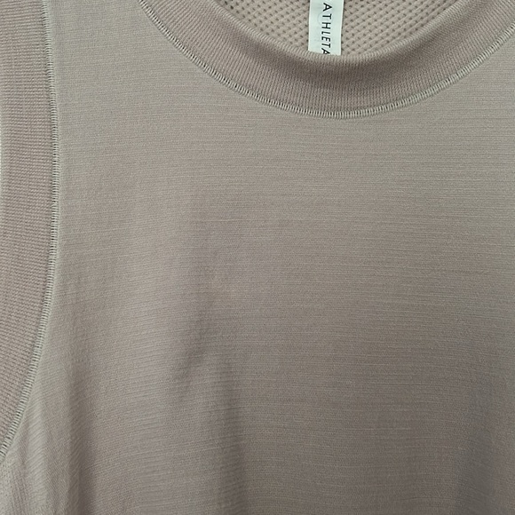 NWOT Athleta Foresthill Ascent Seamless Tank Pale Pink XS - Picture 5 of 11